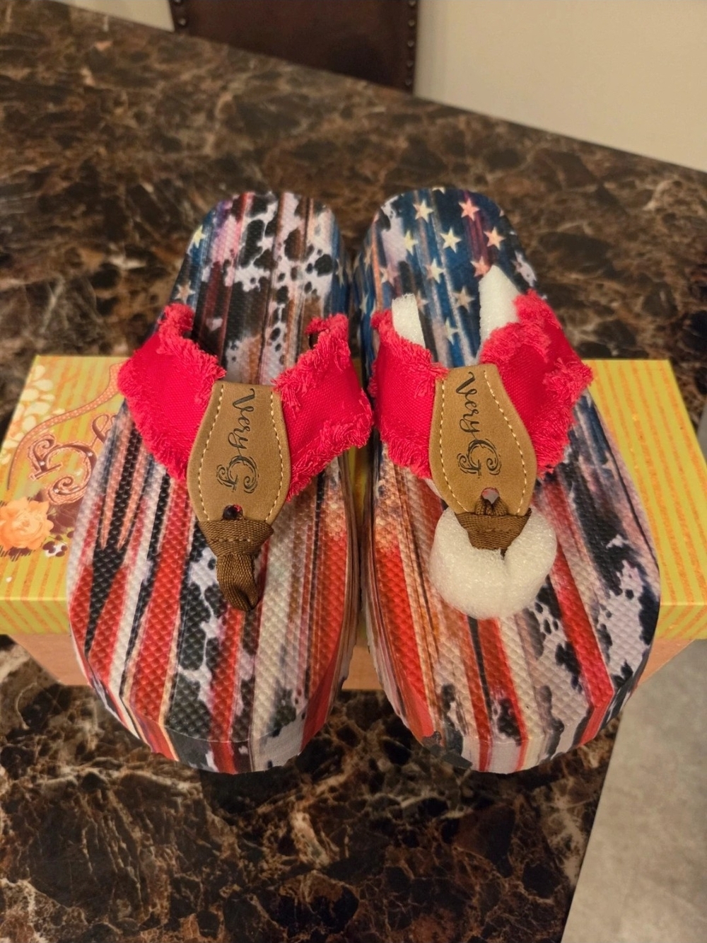 Very G Red Strap Girls' Star-Spangled Platform Flip Flops